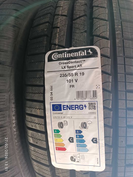 4бр.всесезонни гуми 235/55/19 Continental