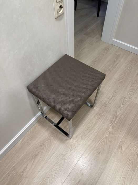 Пуфик в прихожую