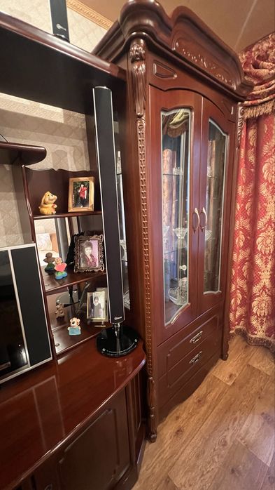 Продаю стенку для гостиной