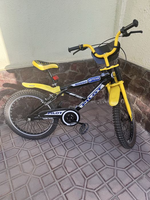 Велосипеды 2 штуки, в хорошем состоянии практически не использовались.