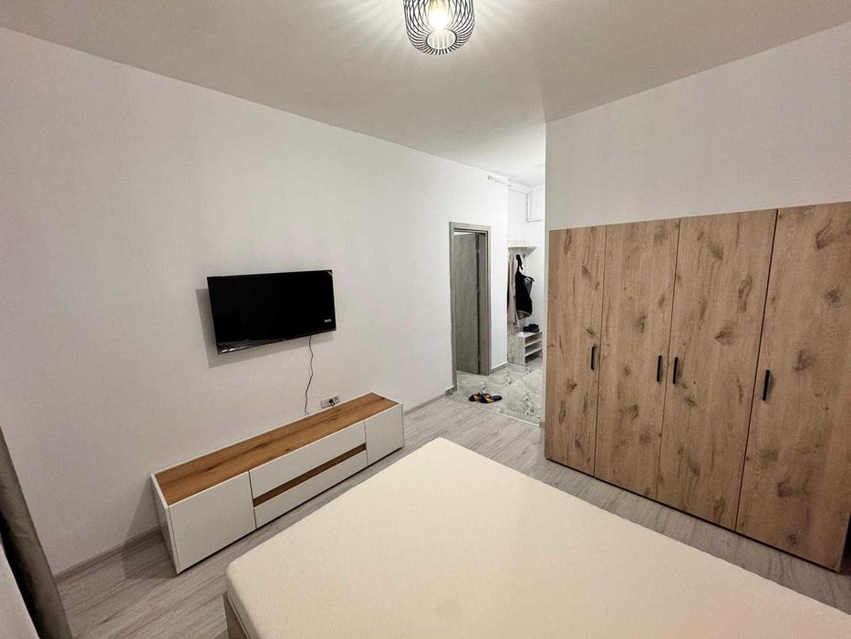 Garsoniera Militari Residence Weiener Palada cu balcon, parcare