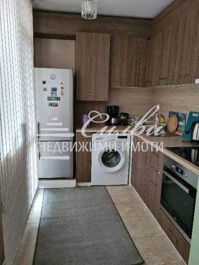Продава се Тристаен апартамент в Шумен, Добруджански - 103 кв.м за 1367 €/кв.м - Снимка #5