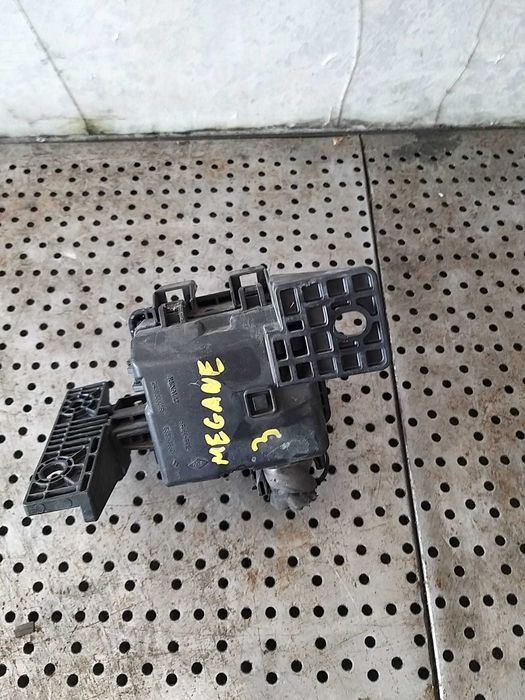 Panou sigurante renault megane 3 243880001r 63511832