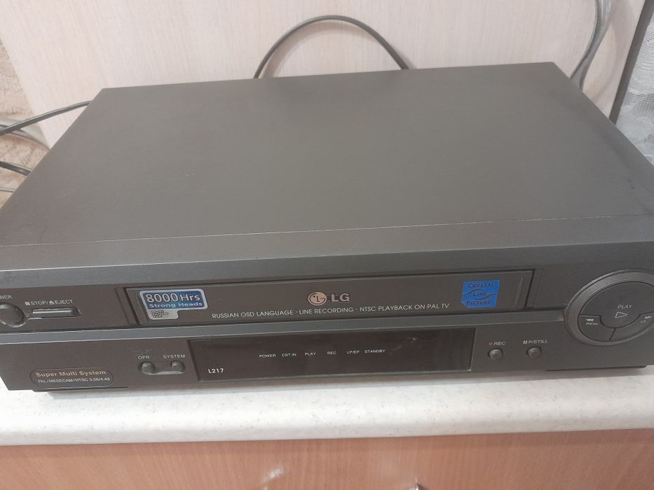 Продам DVD-магнитофон