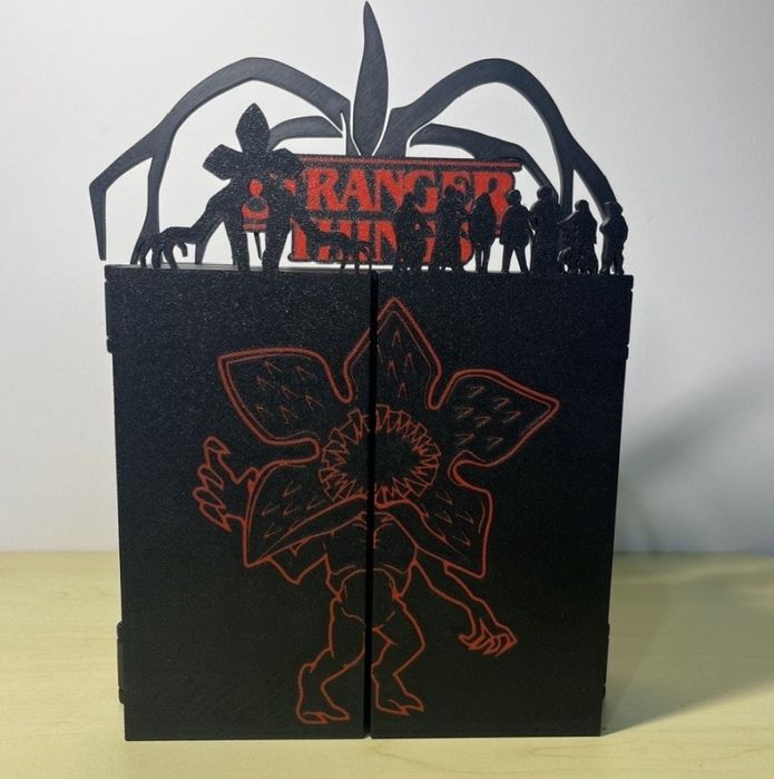 Подставка Stranger Things(Очень Странные Дела) Kinder Joy toys