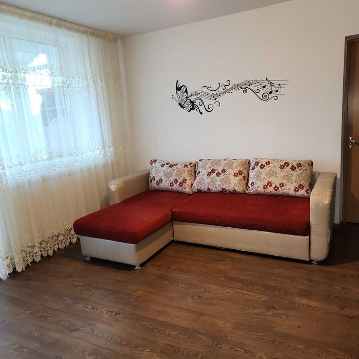 Vând apartament 3 camere.