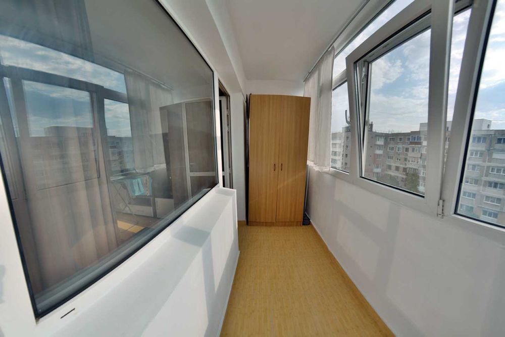 Apartament de inchiriat/ PROPRIETAR /3 camere /et.9 din 10/decomodat