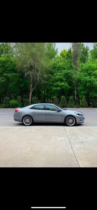 Alpina diski Malibu larga BMW larga tushadi