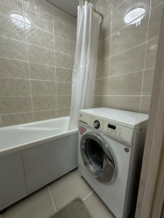 Продам 2 комн квартиру район Океана