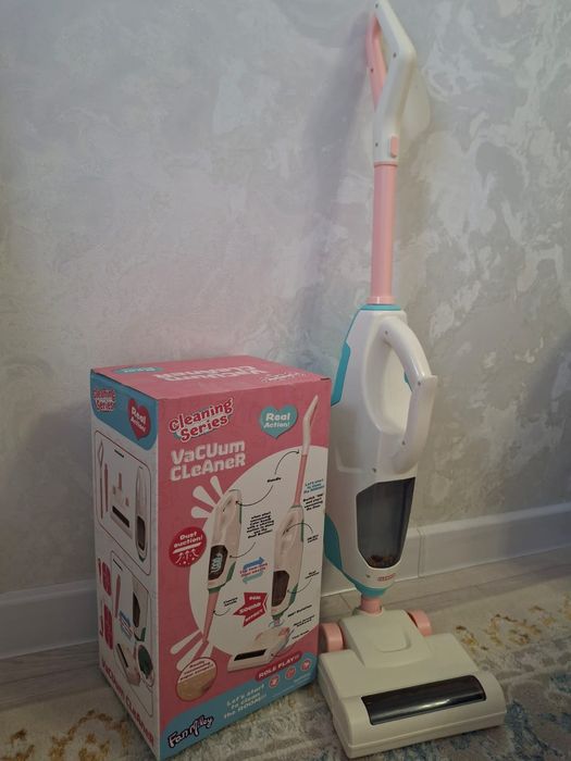 Продам игрушка пылесос новый