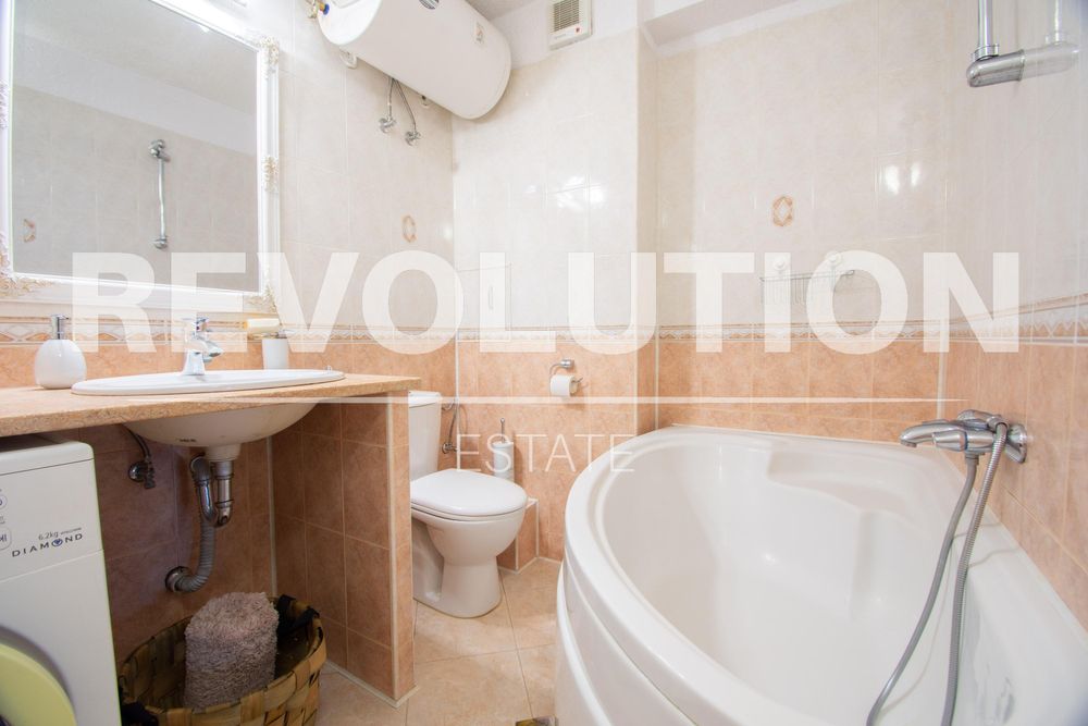 Дава се под наем Двустаен апартамент в София, Лозенец - 66 кв.м за 725 € - Снимка #8