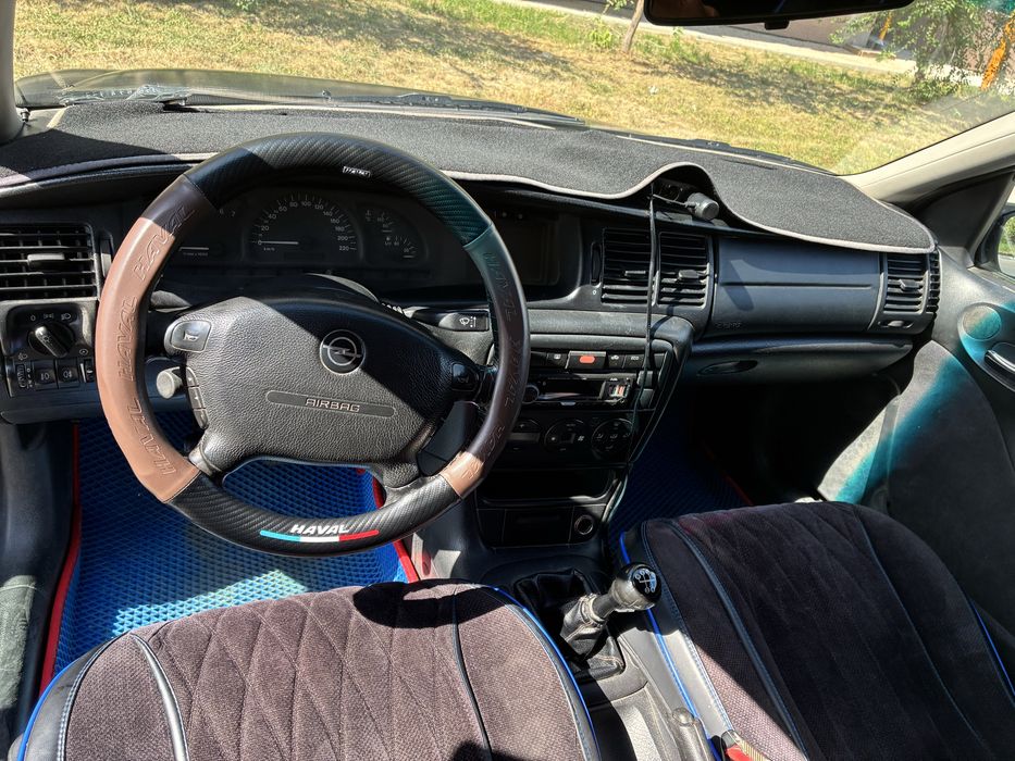 Opel vecta 2001