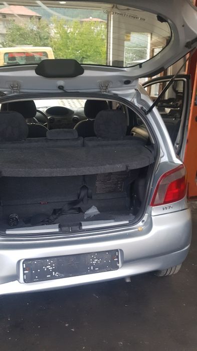 Тойота ярис 1.0 бензин на части