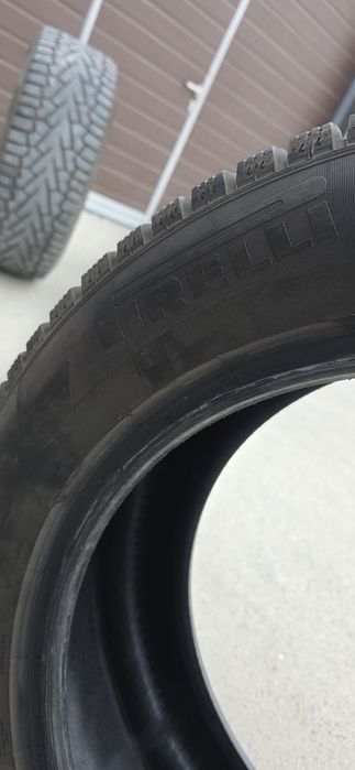 Шины зимние шипованные