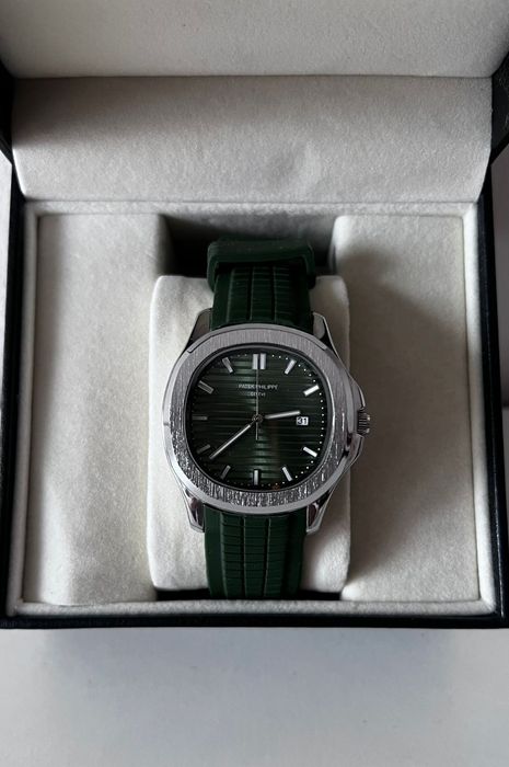 Часы наручные от Petek Phileppe