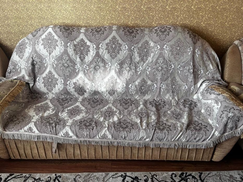 Продается диван,2 кресла