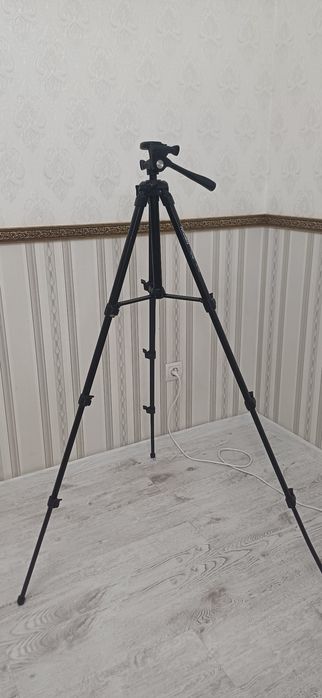 Штатив для камеры