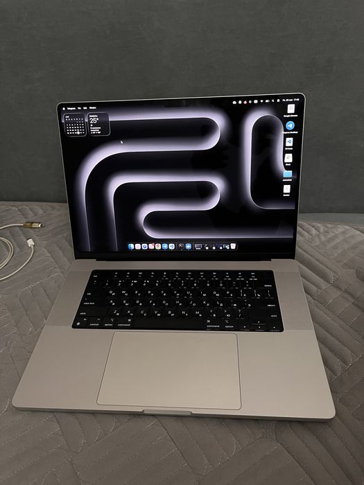Продам Macbook Pro 16’’ M2 pro 16/512