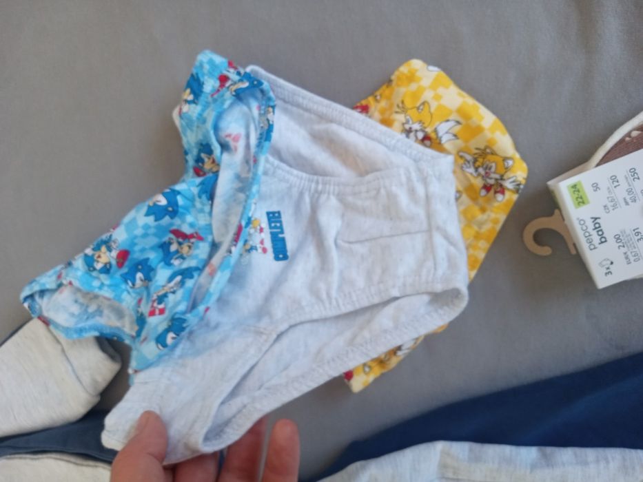 Vând lot 98 băiat nou!