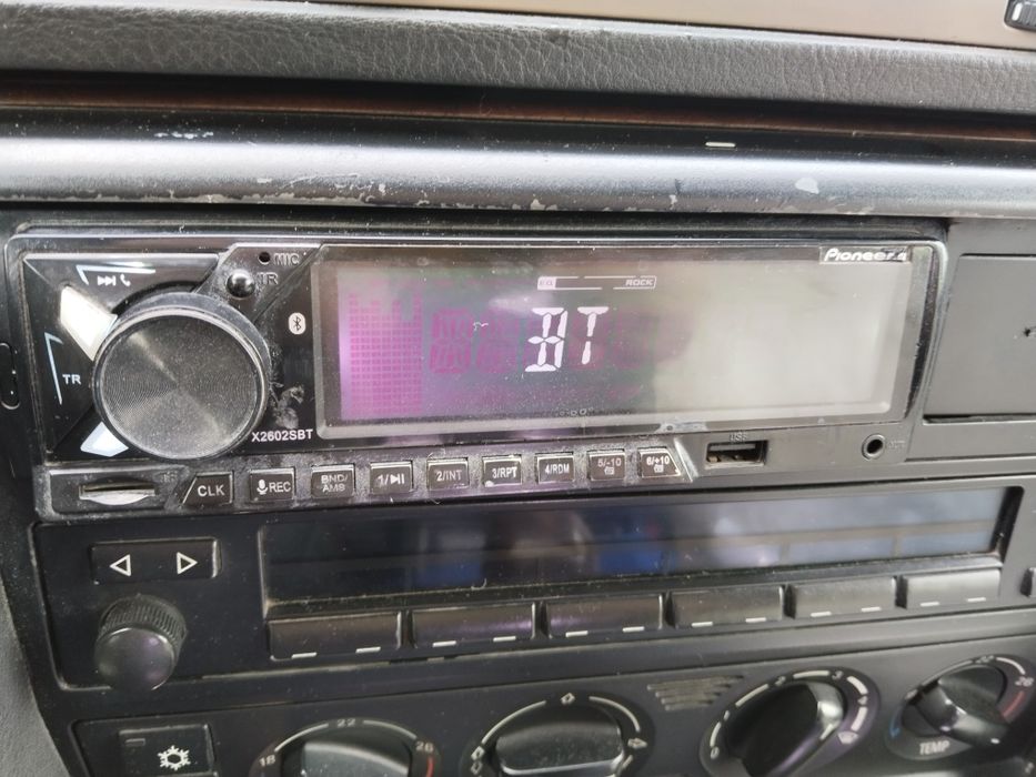 Автомагнитола пионер Gb коротыш,Авто телевизор