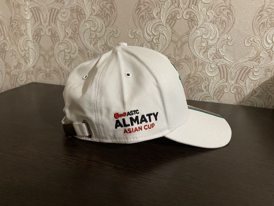 Кепка бейсболка новая