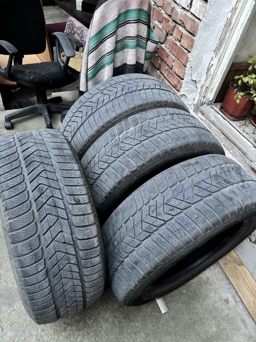 Гуми PIRELLI SCORPION 18 inch
