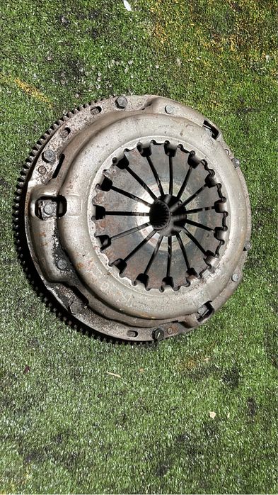 Маховик сцепления в сборе