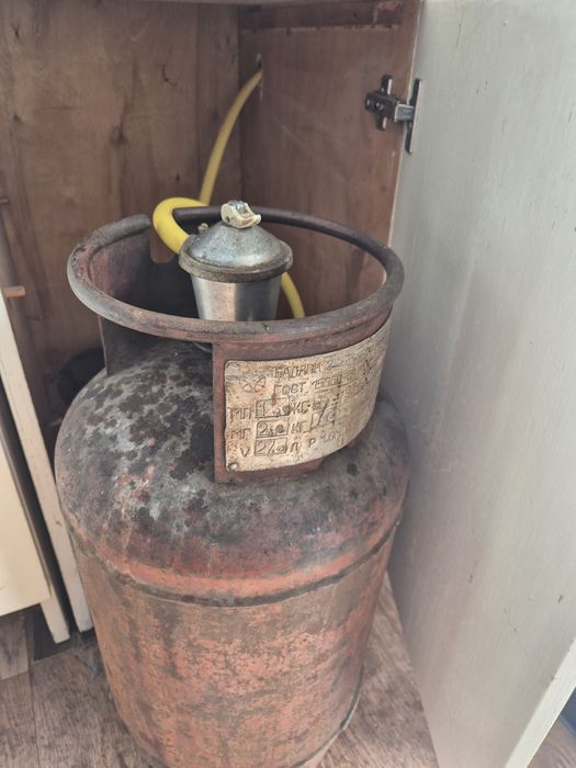 Газовый балон с редуктором