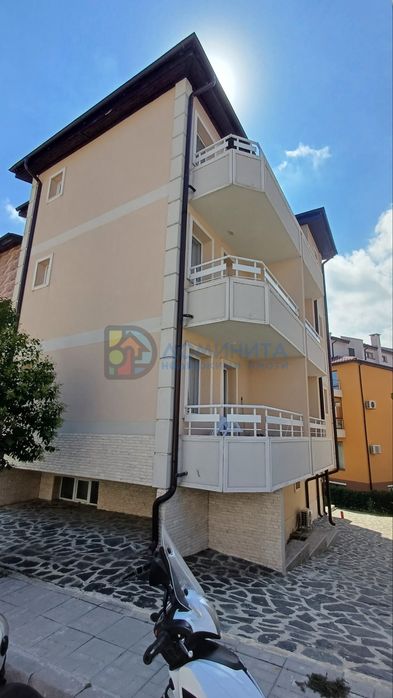 Продава се Тристаен апартамент в Царево - 123 кв.м за 519 €/кв.м - Снимка #3