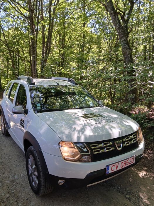 Vând  Dacia daster