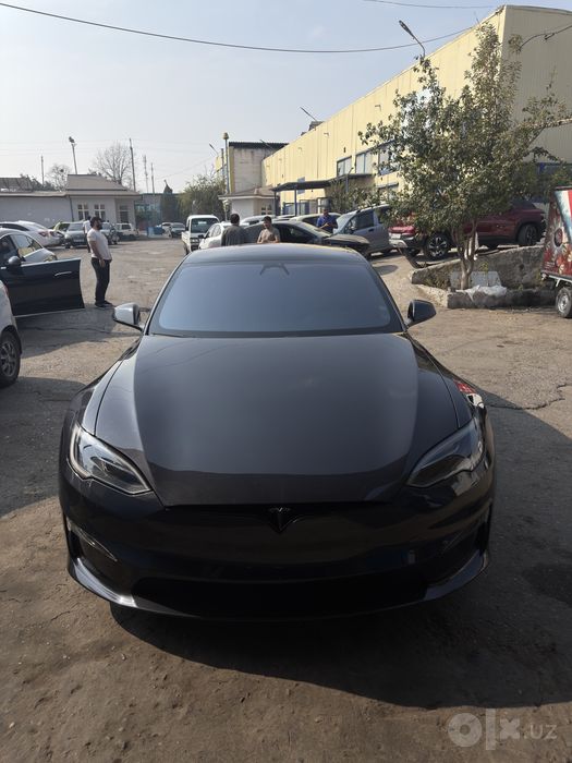 Tesla modul S dual motor  2024 09 oy