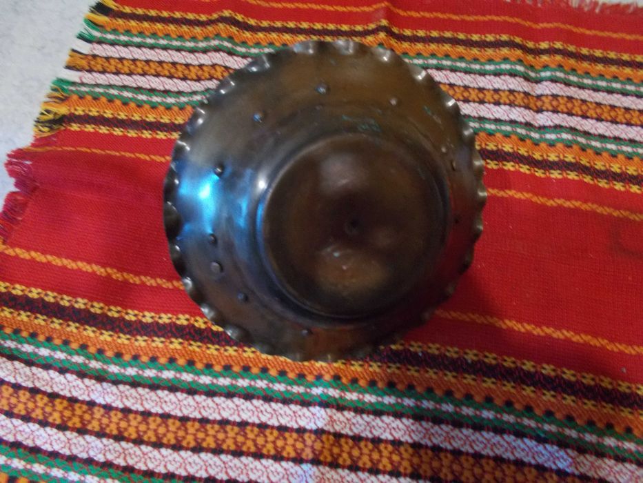 кошница за сладки и бонбони - медна !