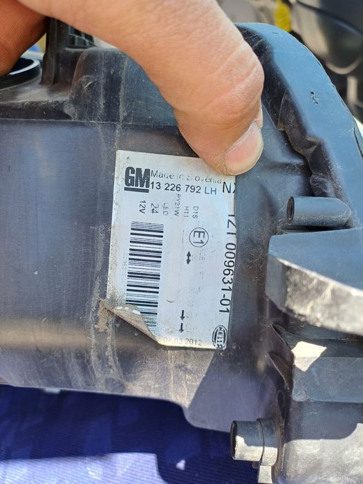 Ляв фар за Opel Insigniq