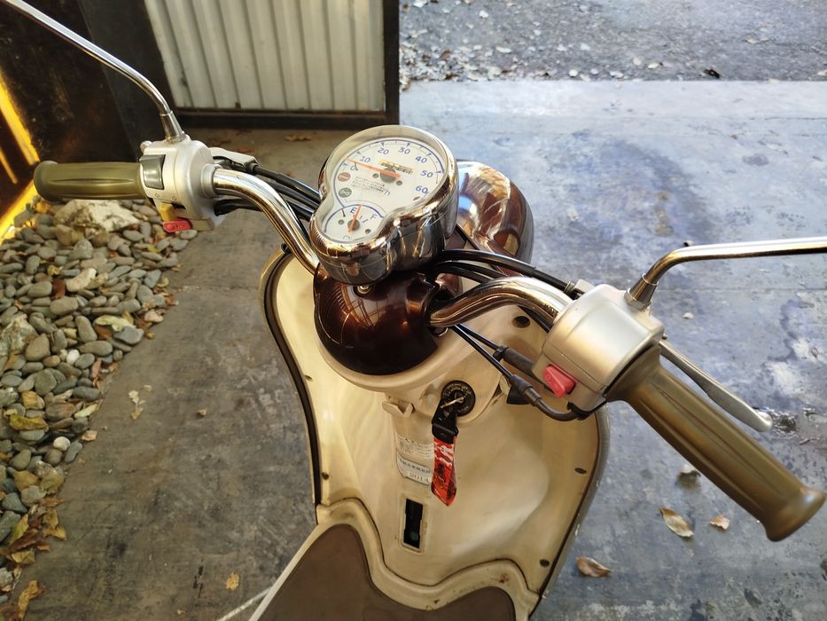 Скутер Yamaha vino sa-37