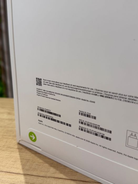 Macbook Air M5 13,6-inch 24Gb/512Gb/Nou/Garantie 12 luni @atsgsm.ro