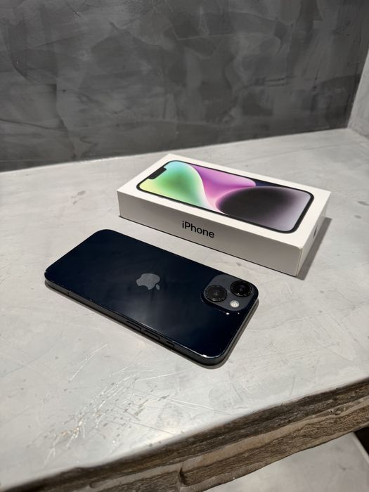 Перфектен Iphone 14 Midnight 128 GB
