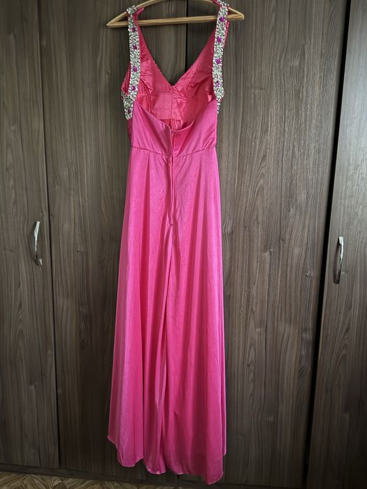 Продам платье вечерние бу