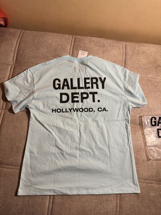 Tricou gallery dept
