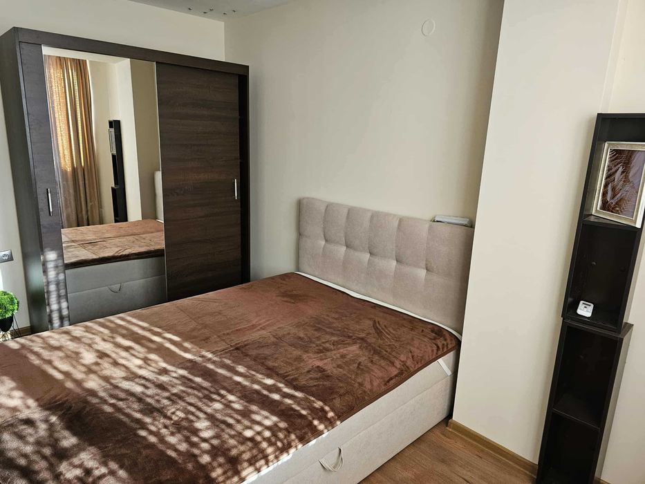 Дава се под наем Тристаен апартамент в Варна, Червен площад - 100 кв.м за 797.64 € - Снимка #20