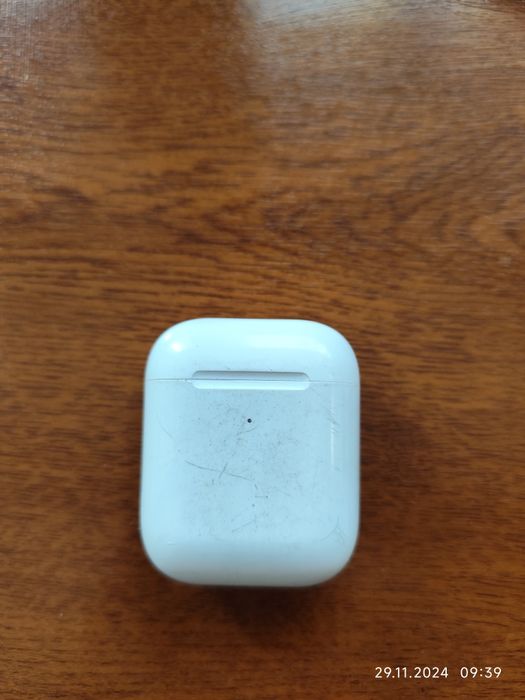 Чехол для наушников от Айфона