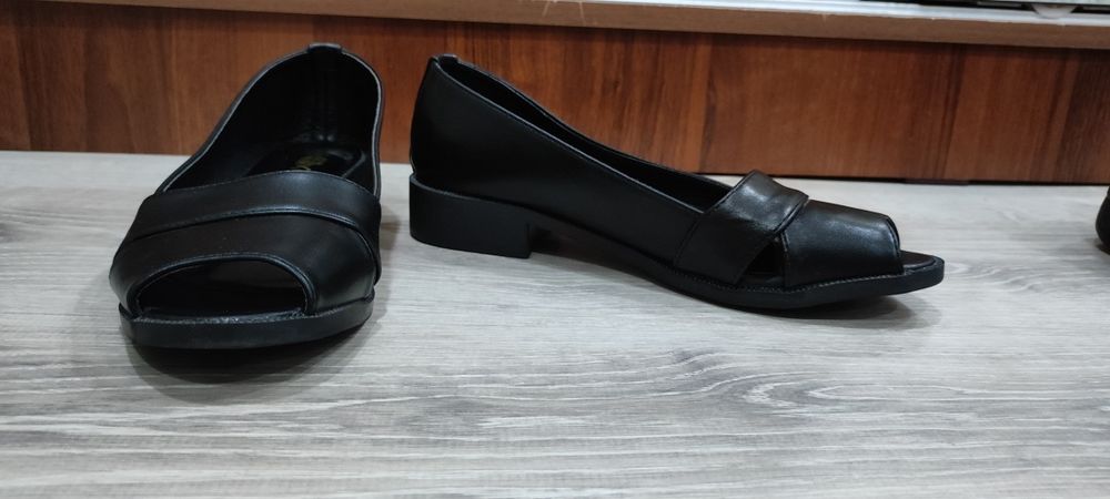 Женская обувь. В отличном состоянии