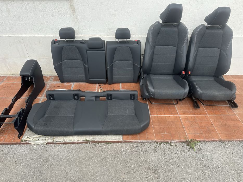 Чисто нов кожен салон за Тойота Корола комби 19г-23г