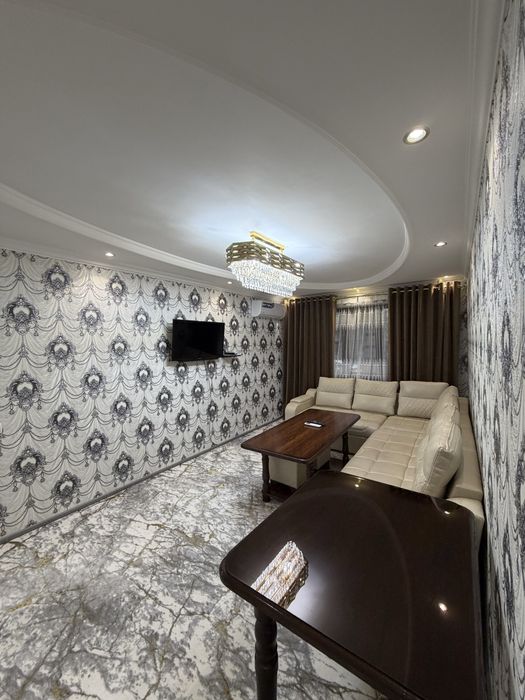 Kvartira arendaga beriladi 1 etaj yevro remont kirib yashash kerak