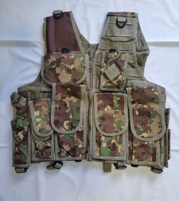 Costum militari combat