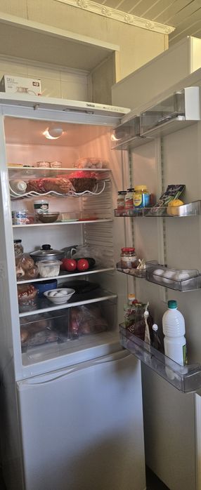 Продам холодильник