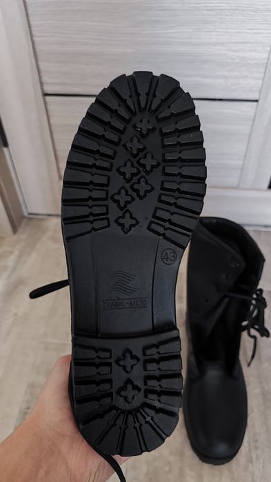 Продам берцы 43 размер