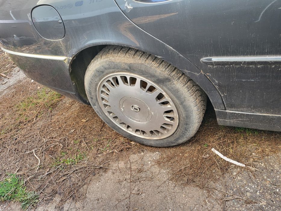 Ланчиа  Тезис на части 2.4  JTD