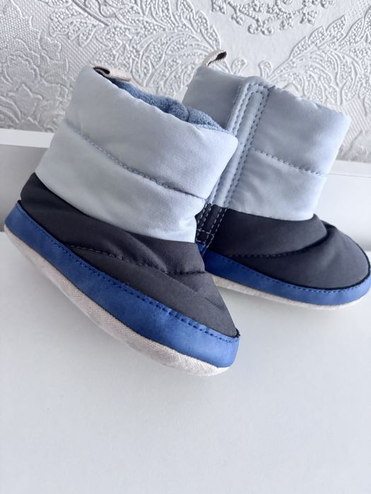 Продам пинетки Next