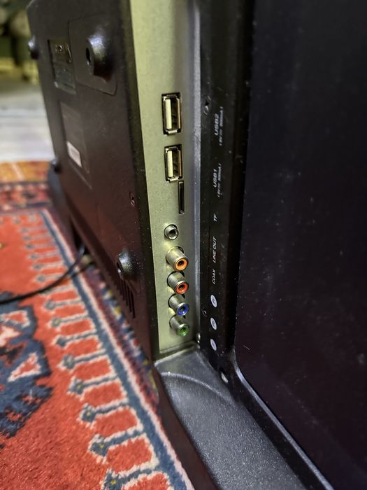 Телевизор Elenberg