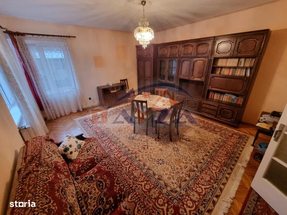 Două case de vânzare în Baia Mare – Strada Victoriei (zonă centrală)